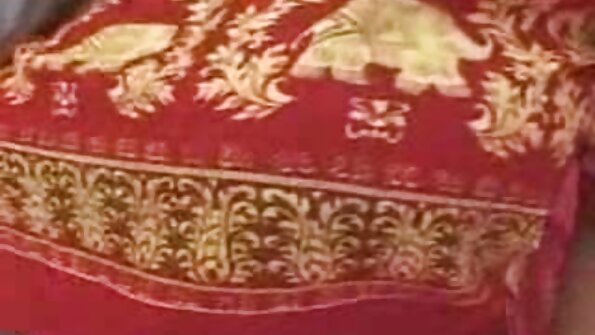 Het assed brunett fick hennes leggings slits av hennes jävla och körd